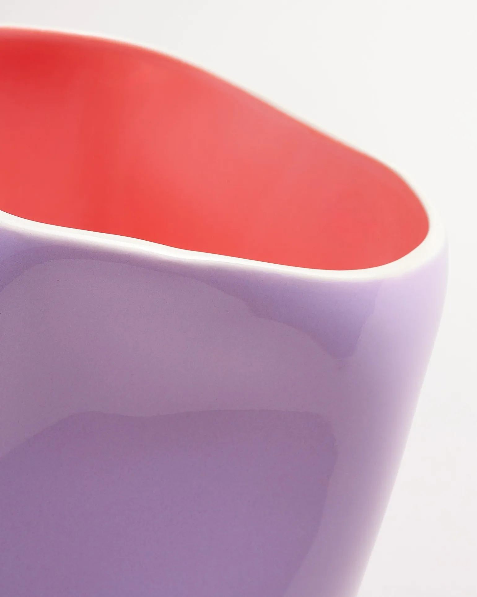 João Vase L lila rosa