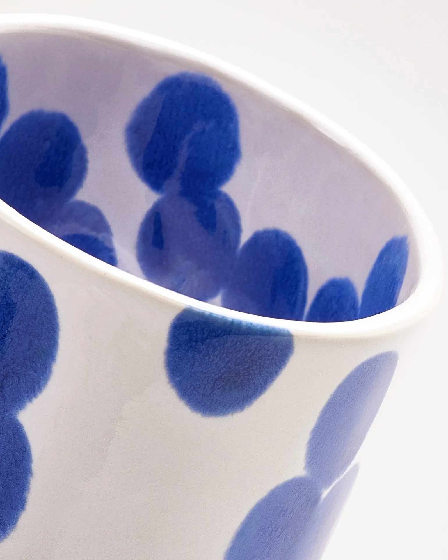 Nódoa Tasse groß gepunktet blau