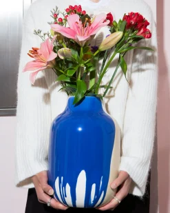 Nuno Vase L drip sand blau