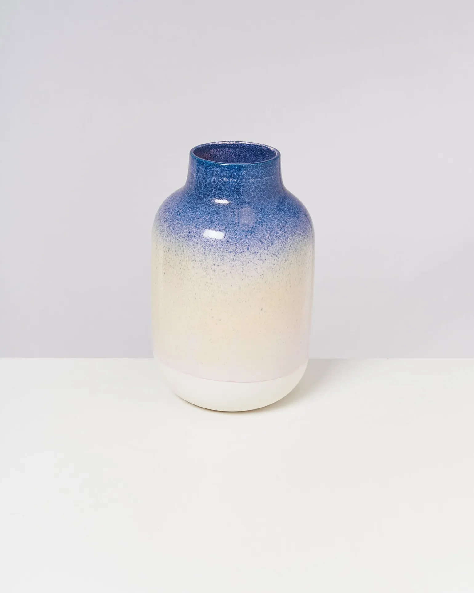 Nuno Vase L gesprenkelt blau rosa