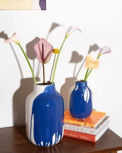 Nuno Vase M drip sand blau