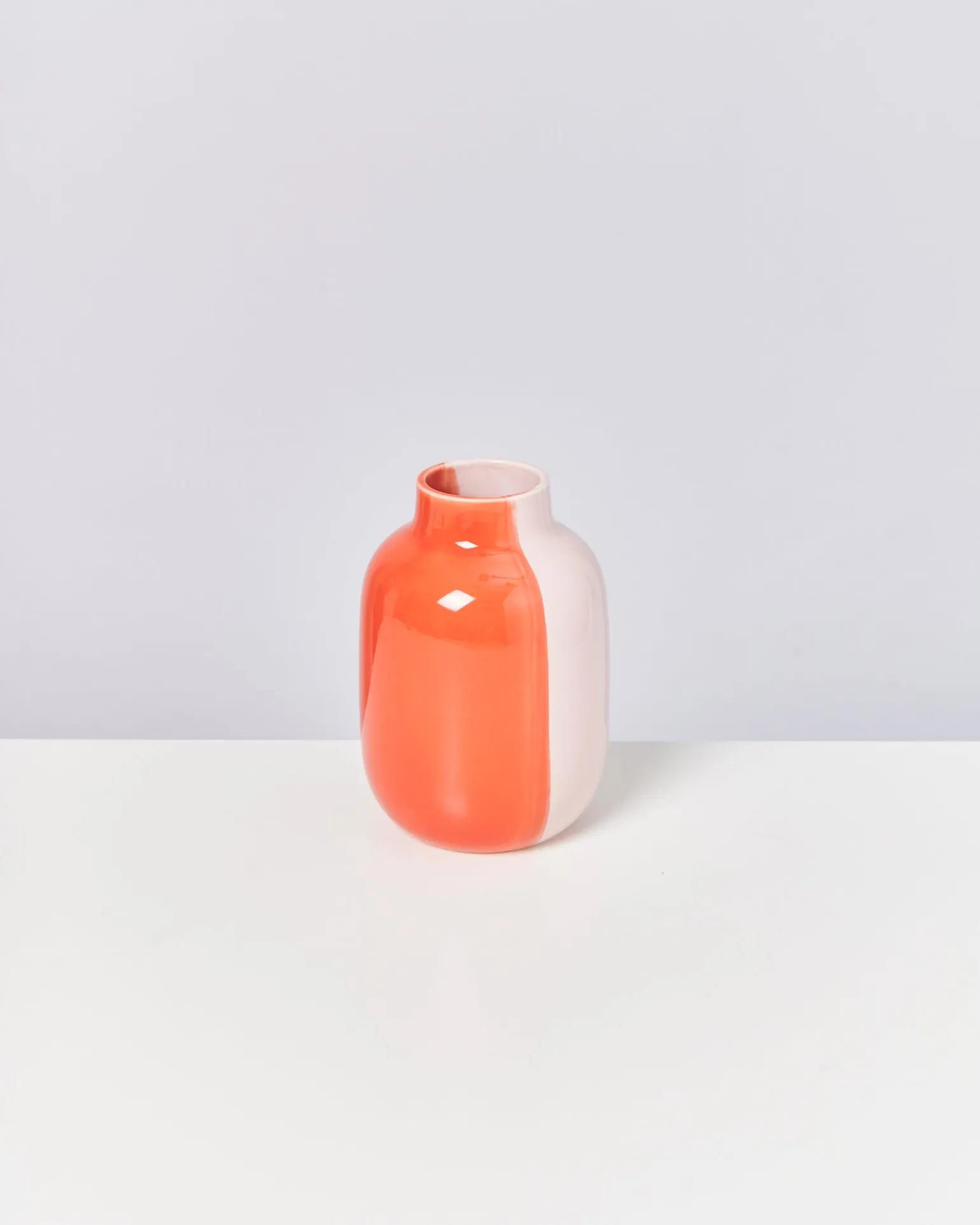 Nuno Vase M half coral rosé